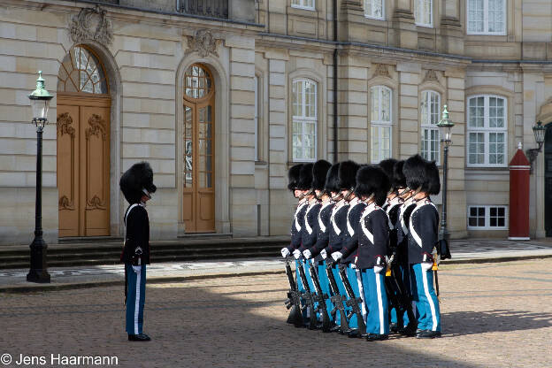 Wachablösung am Schloss Amalienborg